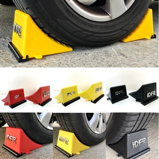 圓夢工廠 車輪擋 輪胎擋 擋輪工具 止滑板 防滾架 斜坡擋 停車擋 定位板 汽車 貨車 公車 卡車 交通安全 工程營造, 1個, 小款 黃色任一入