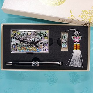 창작스튜디오놀자 자개 사무용품 세트 명함꽂이 손거울 키링 편지칼 볼펜 공예용품 외국인 졸업 판촉 입사선물, 자개USB(16G)