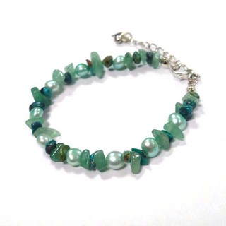 淺綠珍珠松石東菱玉手鍊，清新優雅，手工製作，展現獨特品味