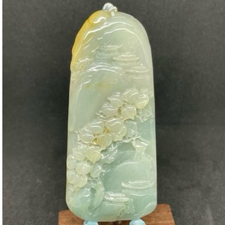 翡翠山水牌 總重量: 57.70克 尺寸: 點測 1.66