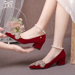 紅色婚鞋女：舒適不累腳 婚紗秀禾服兩穿 大氣氣質新娘鞋