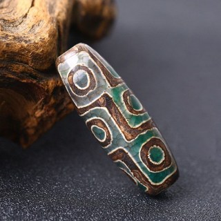 天然瑪瑙九眼天珠藏式吊墜鎖骨鏈，金剛菩提佛珠配飾DIY，展現個人風格, 1個, 綠九眼約14乘40MM