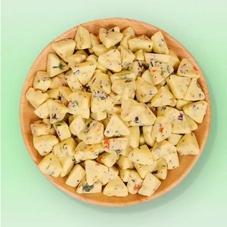 【三隻小豬寵物用品】Minishow 羊乳蔬果奶酪片 (12片/3款) - 小寵零食 倉鼠零食 磨牙 寵物食品, 1個, 羊乳蔬果口味(12入)-三角型