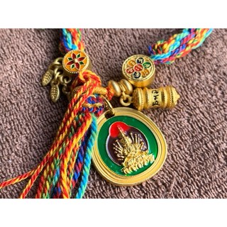 畫意坊 手工編織藏式五色線手環 唐卡手繩 千手觀音菩薩轉經輪六字大明咒手鍊, 1個, 千手觀音牌