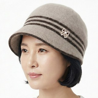베이직엠 중년 여성 겨울모자 챙벙거지 쓰리라인 진주리본큐빅