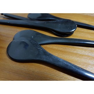 E1 天然水牛角點穴棒 12-13cm 經絡美容筆 眼部按摩 疏壓 撥筋 臉部按摩 穴道 保健 放鬆, 1個