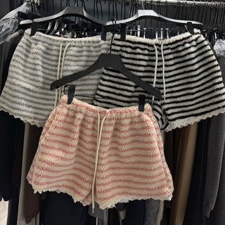 MOSAIRATION 여성 스트라이프 레이스 포인트 부드러운 니트 홈웨어 쇼츠 반바지 E01112103