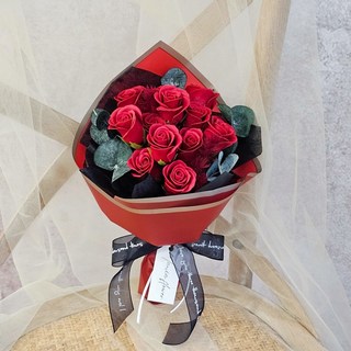 經典紅玫瑰香皂花束：永恆綻放的浪漫，居家裝飾與送禮首選, 1個, 無須加購