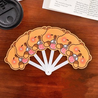 卡皮巴拉扇子 小扇子 可愛扇子 水豚君 小禮物 生日分享禮 獎勵品 隨身小物, 1個, 喝飲料卡皮巴拉, 喝飲料卡皮巴拉