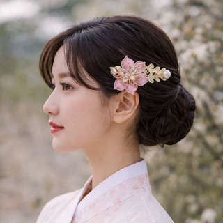콩이네리본 큐빅나비 한복머리핀 핑 설날 추석 명절 한복헤어핀 전통 한복악세사리 장신구 외국인선물