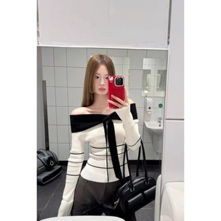 氣質設計感撞色條紋一字肩毛衣針織衫女早秋小衆修身短款露肩上衣