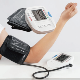 하트첵 손목형 전자혈압계 원터치 혈압관리, 1개