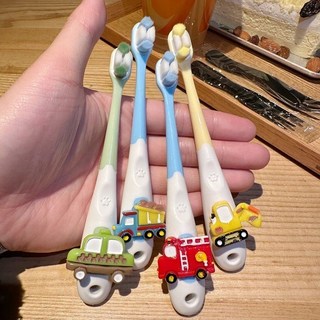 萬根軟毛兒童牙刷，超細小刷頭，可愛卡通造型，2-12歲兒童專用，口腔清潔護理, 藍黃藍黃 滅火翻鬥水泥挖機4支裝, 1個