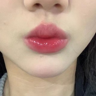 就這個嫩門爽! 冷萃芭樂鏡麵水光脣釉 純慾顯白素顔黃皮橄欖皮甜妹, 1個, 一支裝 冷萃芭樂