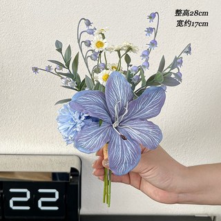臺灣出貨 新款ins風手捧花仿真花假花花束桌麵裝飾花藝擺件客廳仿生花擺設, 藍紫花萱草淺藍松蟲草白色洋甘菊手札花束, 1個