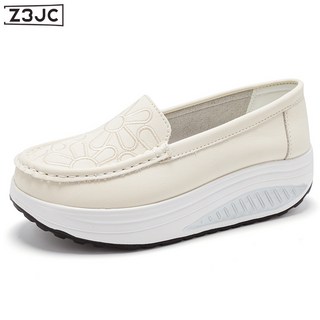 Z3JC 大碼搖搖鞋女夏季護士鞋白色坡跟軟底厚底鬆糕鞋旅遊鞋單鞋工作鞋