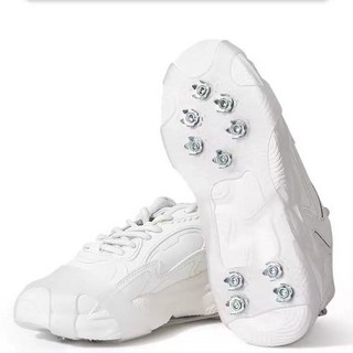 i-style 升級加大釘 10爪鋼釘防滑冰爪鞋套 贈收納袋 彈性佳 雪地登山草地【AE10409】, 白色