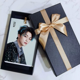 역애 재유 쯔위 2026년 달력 캘린더 탁상용 세로형 굿즈, 달력+상자