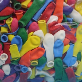 超琦 3號 小水球 氣球 (500入) - 迷你水球設計，色彩繽紛，一次性使用，方便攜帶，材質安全無毒，大容量包裝, 1個