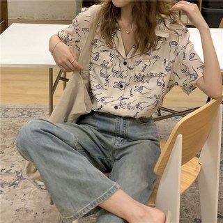 진짜 가격! 한국식 옷깃 칼라 반팔 셔츠 여성 디자인 감각 틈새 복고풍 홍콩 스타일 느슨한 프린트 셔츠