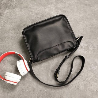 男士皮革郵差包，多功能斜背包，簡約側背包, 黑色