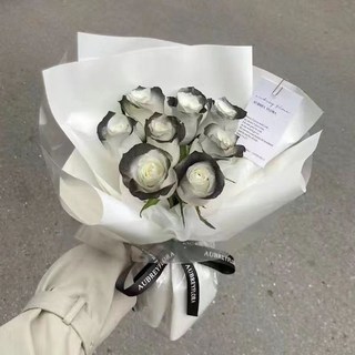 桃園熱賣ins風黑玫瑰香皂仿真花束：網紅告白紀念日禮物，送女友男友精選, 1個, 9朵黑騎士送賀卡