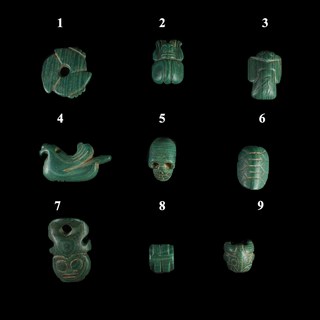 紅山文化孔雀石把玩件，老鉈工精製，博古珍藏感恩特賣，收藏多年超值回饋, 1