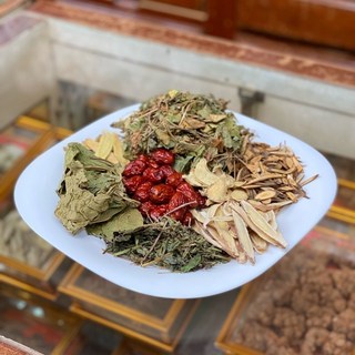 國家研究所配方防護茶，黃耆、桂枝、桑葉、薄荷、魚腥草、薑片、紅棗、甘草, 1個