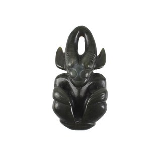 博古珍藏 天然和闐菠菜碧玉雕太陽神把玩．69公克．紅山文化文物．工中工痕．早期收藏