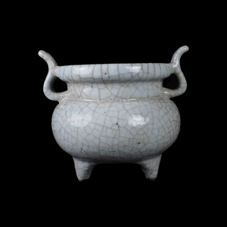 《博古珍藏》宋代官窯月白釉三足爐，早期收藏老件香爐瓷器，博物館級文物，底價回饋, 1個
