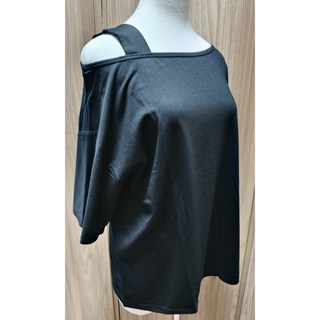黑色一字領露肩短袖上衣 XL (全新)