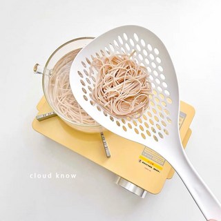 日式耐高溫撈麵漏勺 廚房家用瀝水漏網 塑料麵條餃子漏勺子, 1個, 長柄硅膠大漏勺,3個