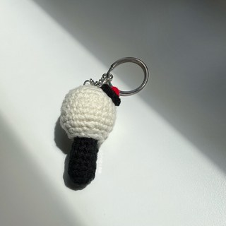 糖織 阿米棒 BTS 吊飾小掛件 防彈少年團 明星週邊 鑰匙圈 文創 手工 應援棒 手工鉤織 送禮 掛飾 手機掛飾, 1個