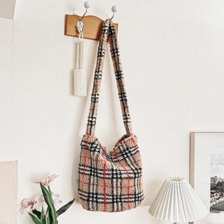 10/23 韓版ins秋冬新款毛呢料大容量女託特包通懃風慵懶風單肩斜跨包潮, 巴寶莉格