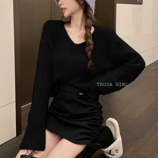 《杜達女孩》毛茸茸好手感短版毛衣 V領針織上衣 長袖毛衣 坑條毛絨絨上衣 短款毛衣 毛茸茸 毛毛上衣 針織毛衣