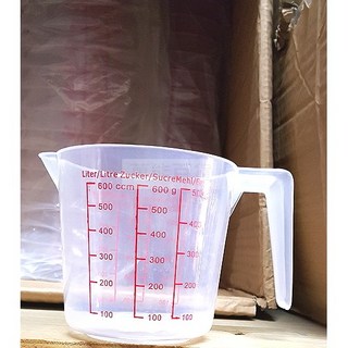 600c.c. 塑膠 量杯, 1個