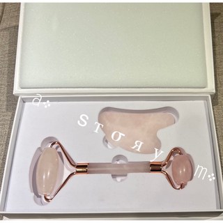 a ѕтσяу m 粉晶滾輪美顏儀 滾輪 刮痧板 美容工具, 1個, 粉晶