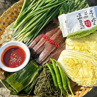 푸드마실 포항 구룡포 과메기 햇 꽁치 손질 세트, 1박스, 10미 야채세트