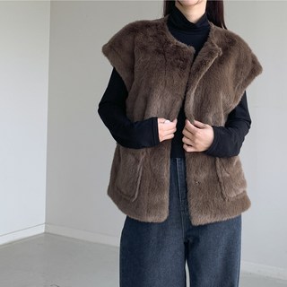 [행복여] 브띠끄 포켓 드롭 숄더 루즈핏 하프 노카라 밍크 조끼