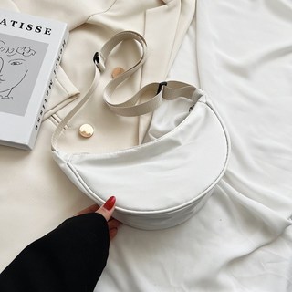 新款日系月牙包 時尚單肩斜挎包 潮流女包 餃子包, BB51白色