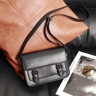 復古風雙釦斜背包 PU皮革單肩包, 黑色