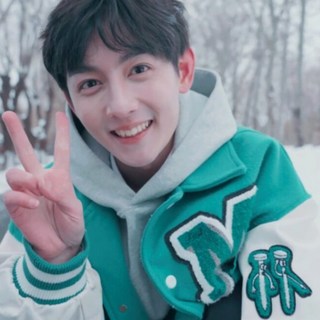 糟糕！他們太愛我了怎麼辦？真人互動電影游戲