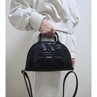 국내정품 아디다스 트레포일 엠보스드 도트백 크로스백 사첼백