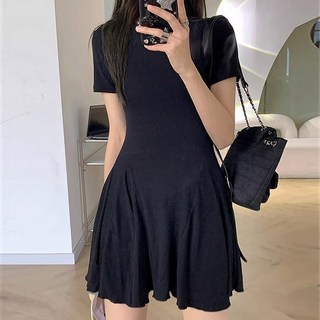 VERIT 트렌디 슬림핏 플레어 반팔 미니 원피스 VT428