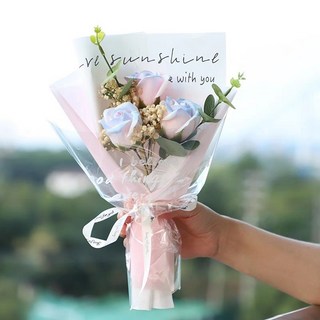 【台灣出貨】生日礼物 玫瑰永生花 满天星仿真花束 毕业禮物 送男女友禮物 告白情人节 儀式感 上佳禮物, 3朵*伊莎貝拉小花束+（無手提袋燈串）