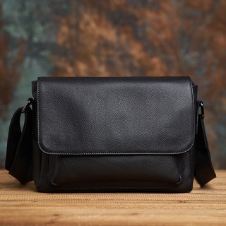 真皮單肩休閒復古斜背包 簡約商務潮流手工斜挎皮包 適用於 9.7 英寸 Ipad, 黑色