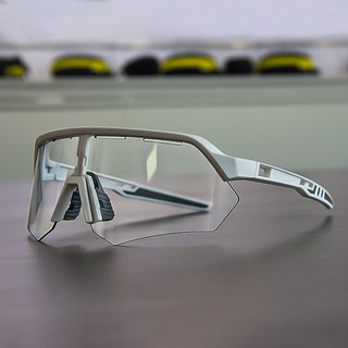 騎乘眼鏡變色專業裝備日夜兩用男女公路車自行車運動護目鏡防風沙, 1個, 白框透明变色遇紫外线变色