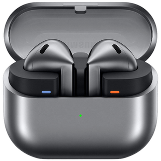 갤럭시 버즈3 실버 모델 이미지