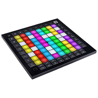 Novation 노베이션 런치패드 프로 마크3 홈레코딩 스튜디오 취미 미디 비트메이킹 전자키보드 Novation LAUNCHPAD PRO MK3 미디 컨트롤러