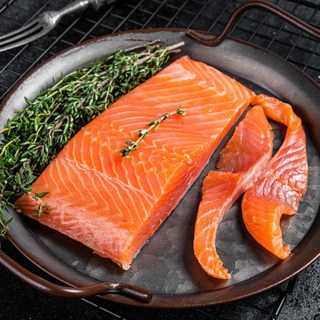 집에서먹자 노르웨이 슈페리어 생연어 딥스킨 연어필렛 연어스테이크, 1개, 생연어 200g